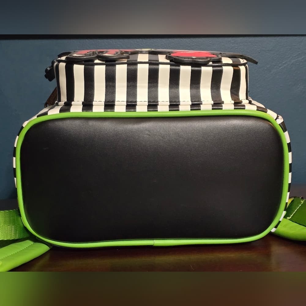Loungefly Universal Studios Beetlejuice Lydia Wedding Backpack - Thumbnail 7