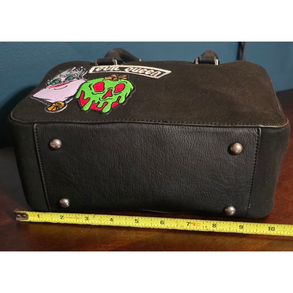Loungefly Disney Villains Crossbody - Thumbnail 7