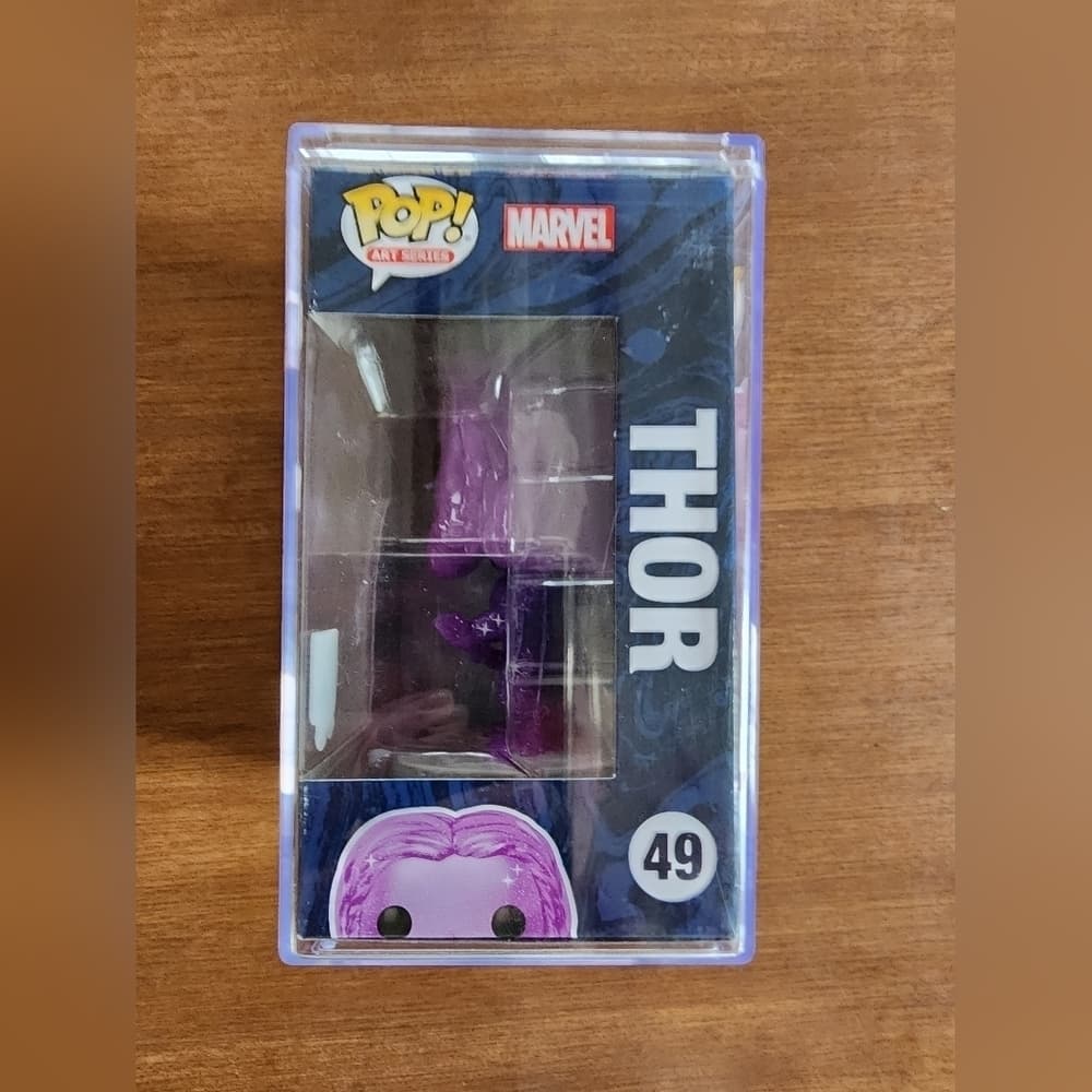 Funko Pop! Infinity Saga: Thor 49 Art Series Broken Stormbreaker w/ Protector - Thumbnail 4