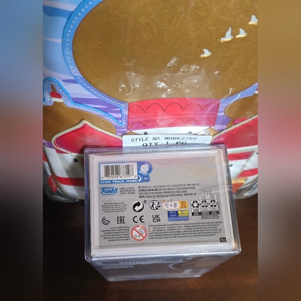 Loungefly Disney Aladdin LE Backpack and Jasmine Pop! - Thumbnail 13