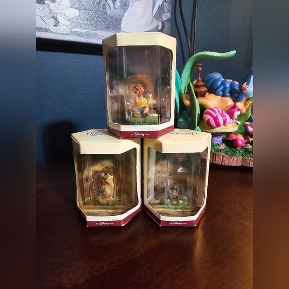Disney Store Tiny Kingdom Winnie the Pooh Bundle - Thumbnail 6