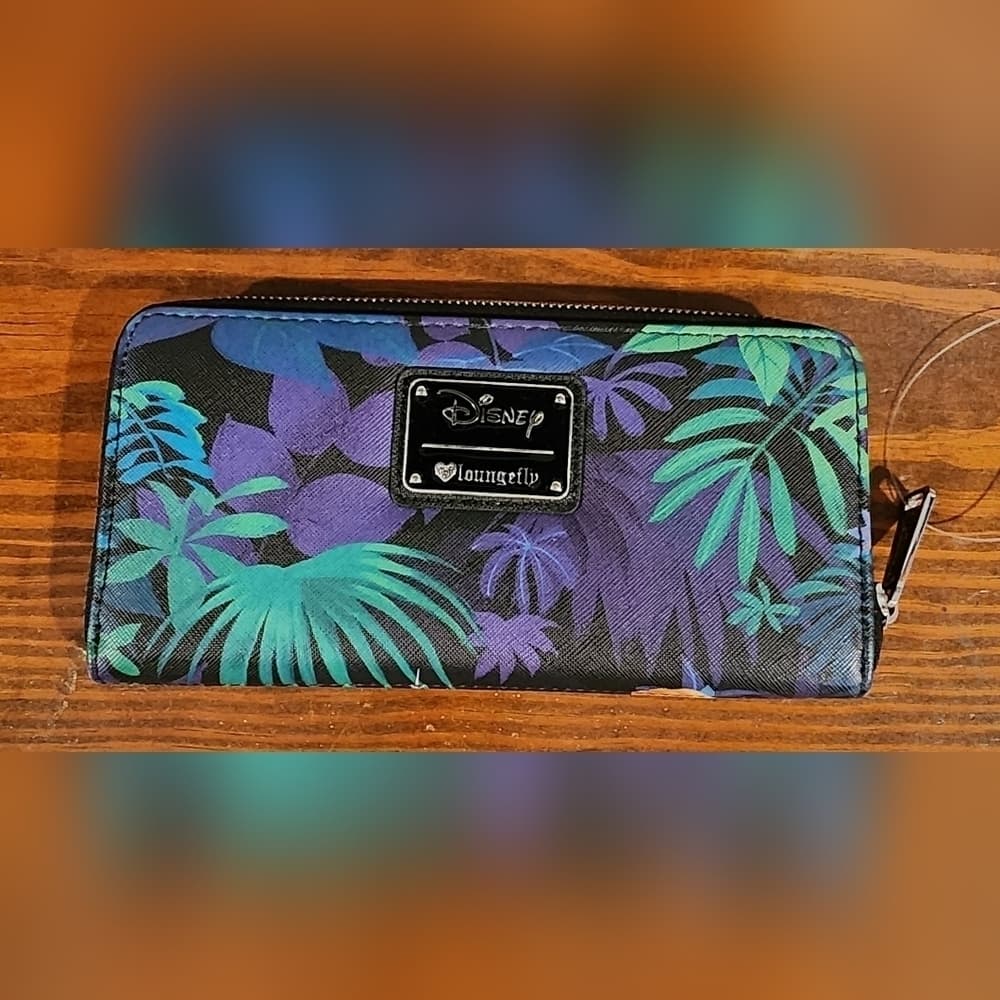 Loungefly Disney Peter Pan Zip Around Wallet - Thumbnail 2