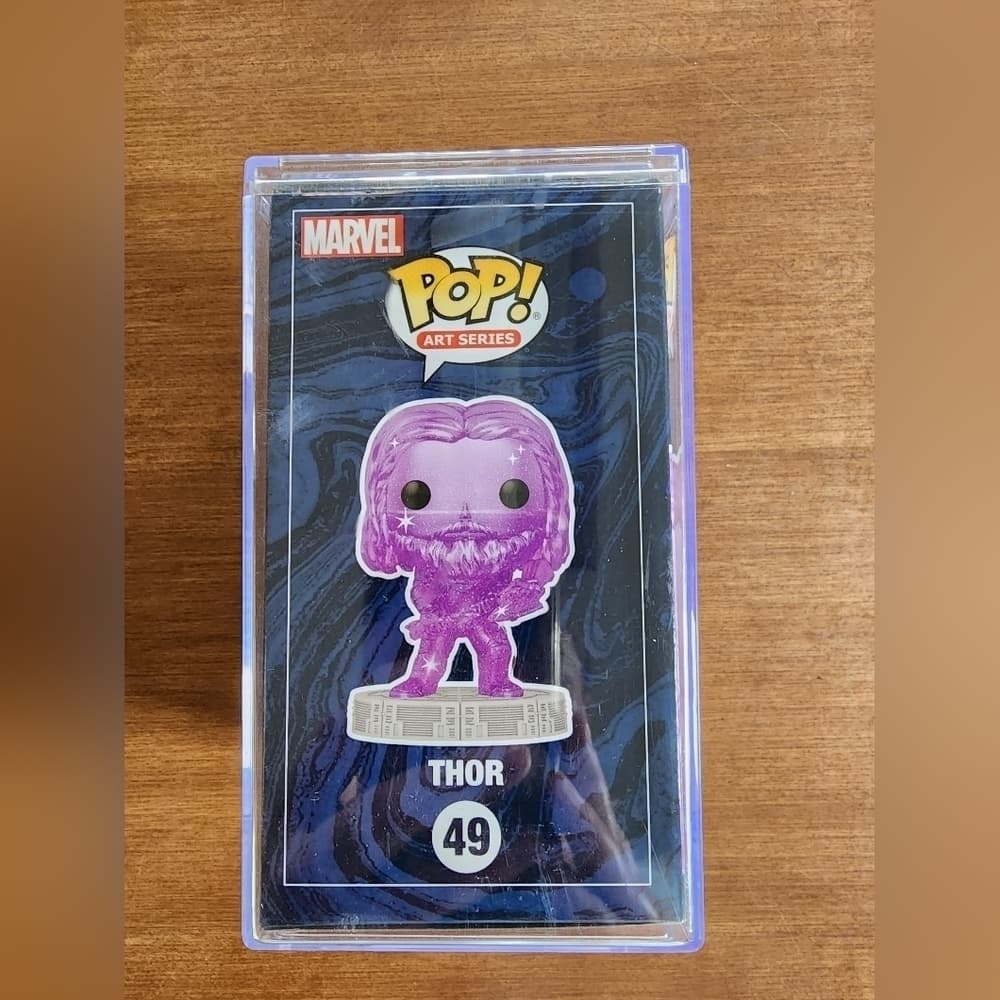 Funko Pop! Infinity Saga: Thor 49 Art Series Broken Stormbreaker w/ Protector - Thumbnail 3
