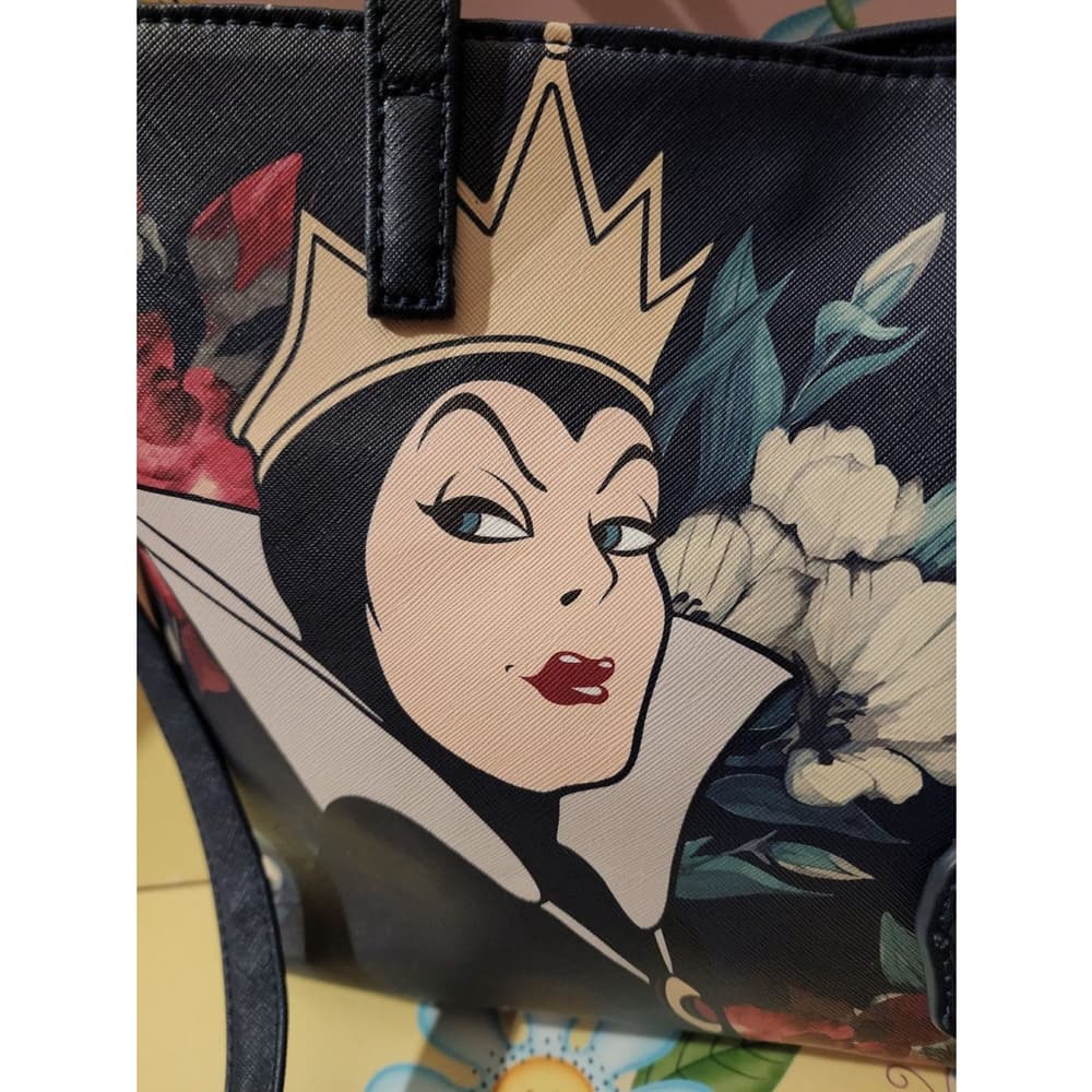 Loungefly Disney Snow White Evil Queen Floral Tote - BoxLunch Exclusive - Thumbnail 4