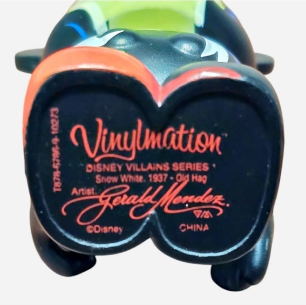 Disney Vinylmation Villains Series 1 Old Hag - Thumbnail 4