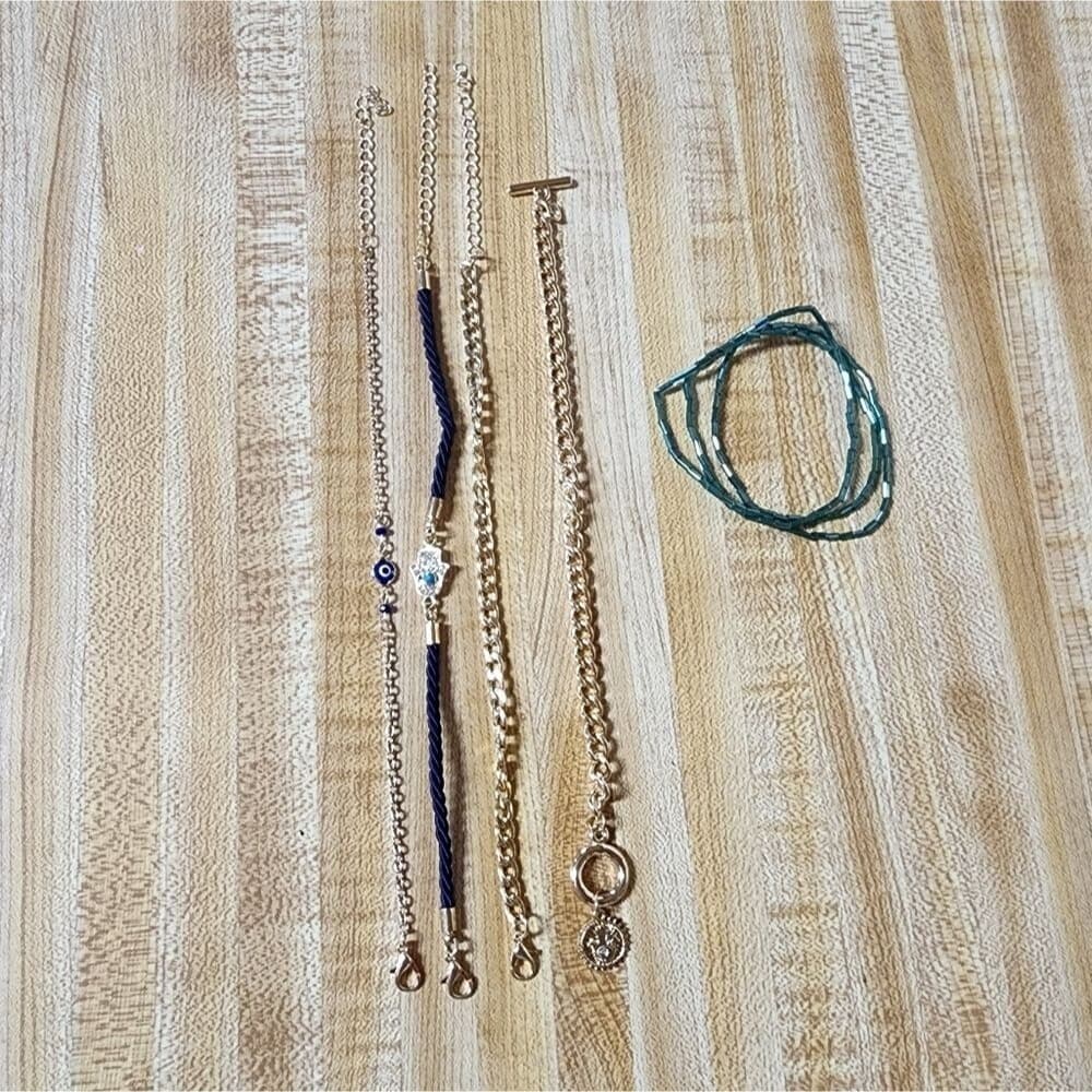 Bracelets - Thumbnail 3
