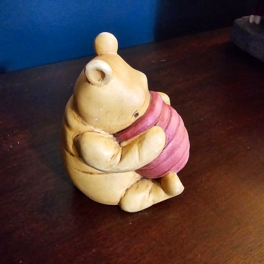 Winnie the Pooh Figurine - Thumbnail 6