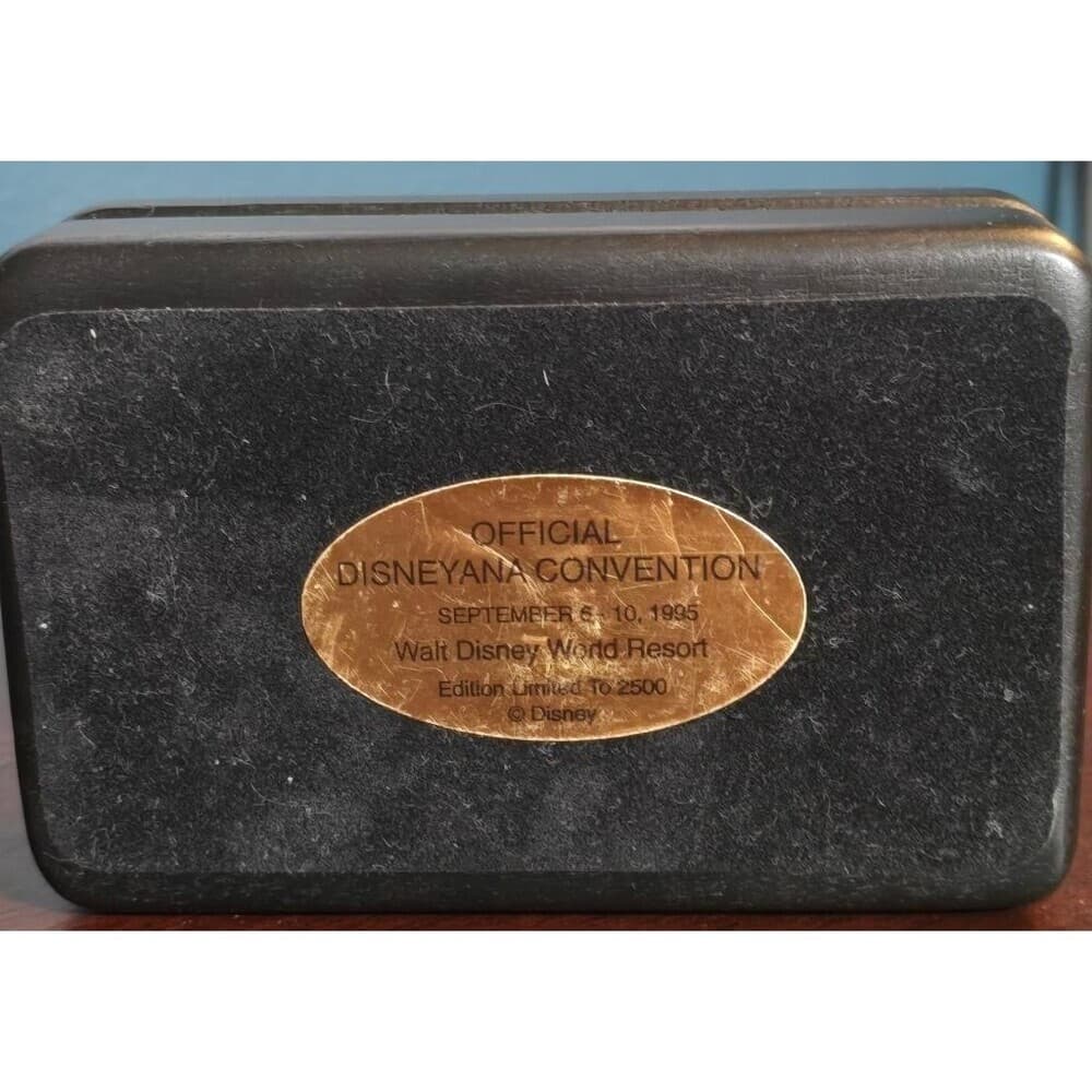 1995 Disneyana Collection Limited Edition Mickey Mouse Music Box with Bowtie - Thumbnail 4