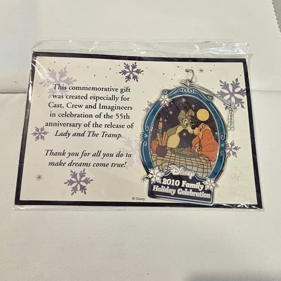 Disney Cast Exclusive Lady and the Tramp Ornament - Thumbnail 4