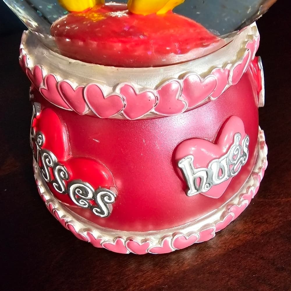 Vintage Mickey Loves Minnie Snowglobe - Thumbnail 6