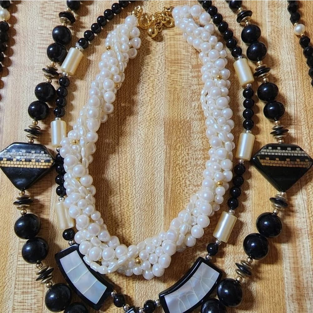 Used Costume Jewelry Bundle - Thumbnail 2