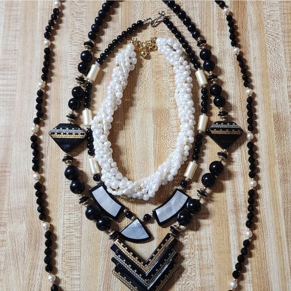 Used Costume Jewelry Bundle - Thumbnail 5