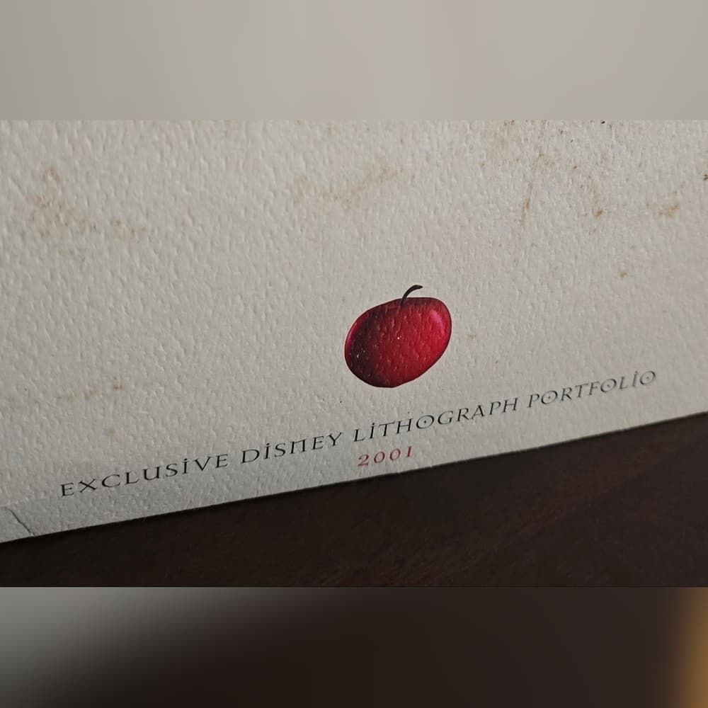 Walt Disney Exclusive Snow White Lithograph Portfolio - Thumbnail 7
