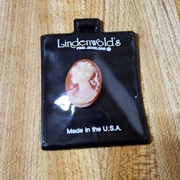 Lindenwold's Fine Jewelry Cameo - Thumbnail 2