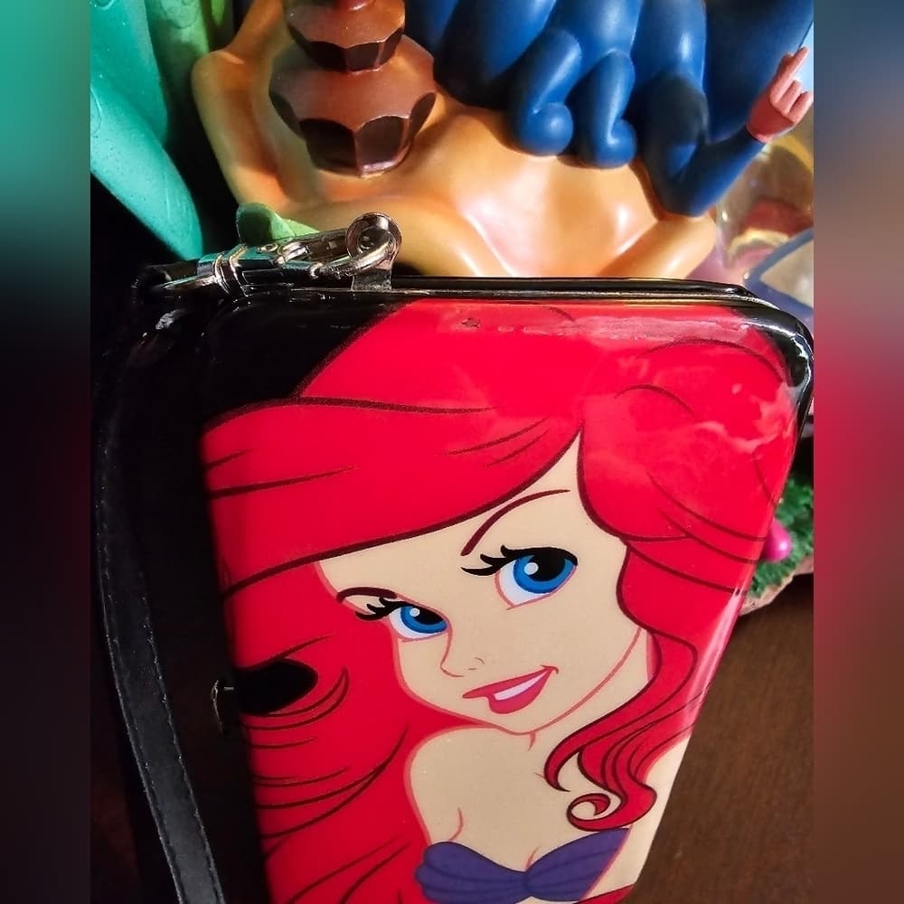 Loungefly ❤️ Logo Disney Ariel Hinge Wallet - Thumbnail 4