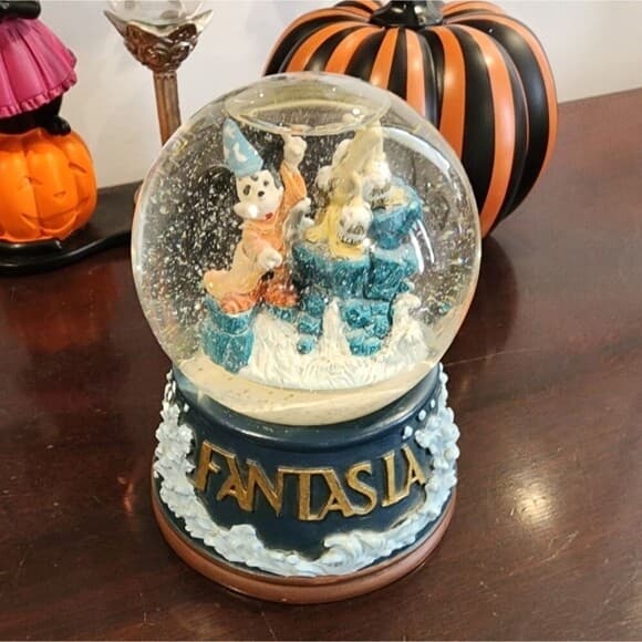 Disney Fantasia Snowglobe - Thumbnail 5