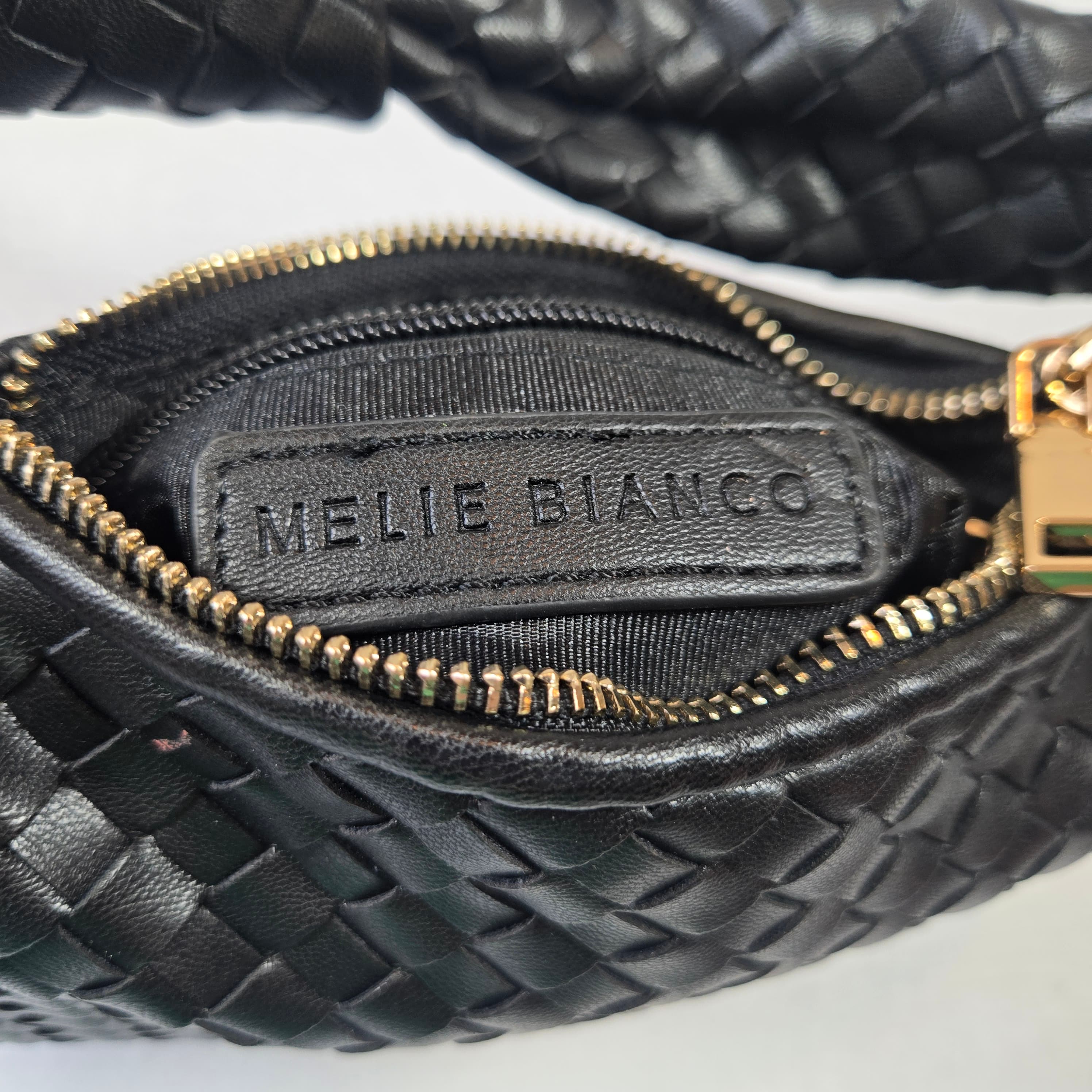 Woven Black Leather Handbag with Gold Zipper - Thumbnail 5