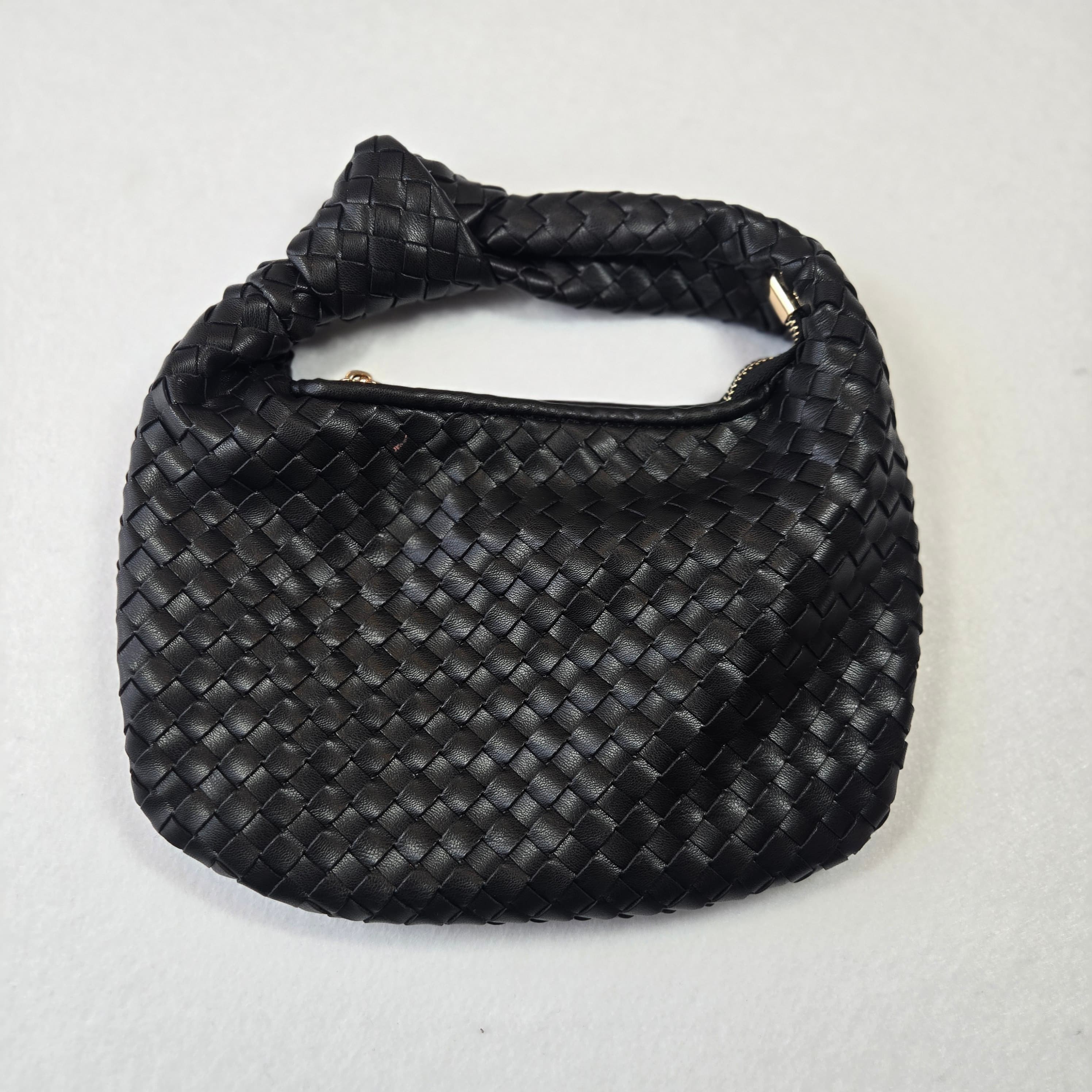 Woven Black Leather Handbag with Gold Zipper - Thumbnail 8
