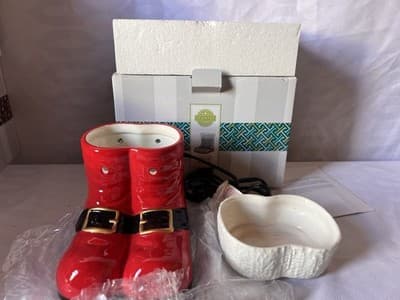 Scentsy Santa Boots Ceramic Electric Wax Warmer Christmas Glossy Container - Thumbnail 2
