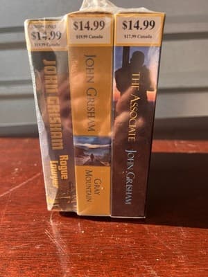 The Associate Audiobook Cassette - John Grisham, Erik Singer - Thumbnail 2