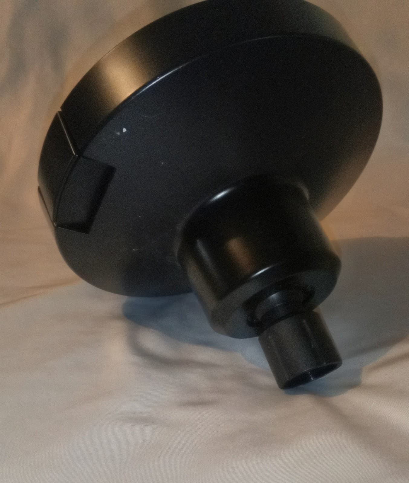 delta pivotal fixed wall mount shower head - Thumbnail 3