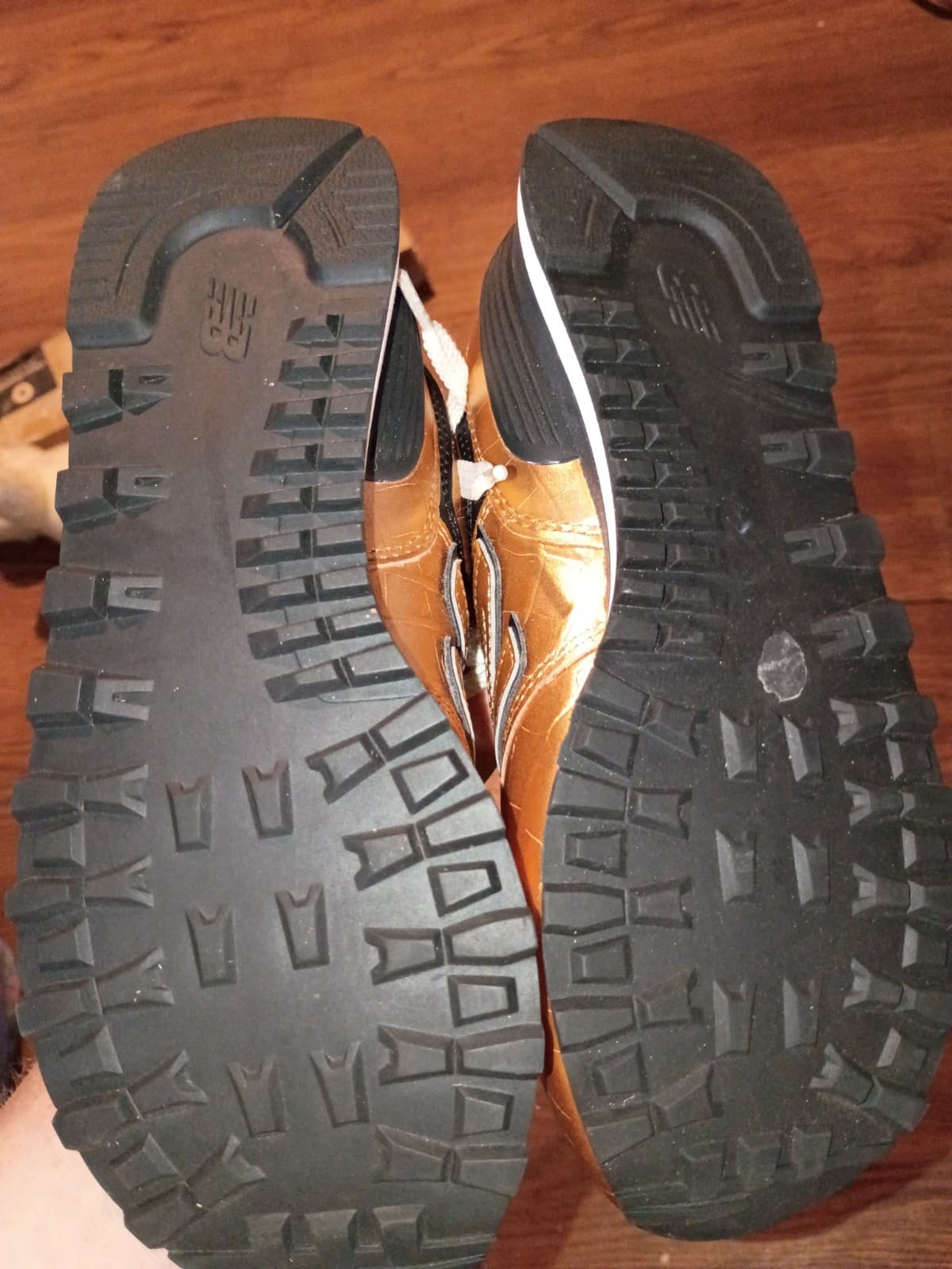 New Balance 574 Metallic Bronze Copper Black Women's Size 5.5 WL574PX2 Excellent - Thumbnail 4