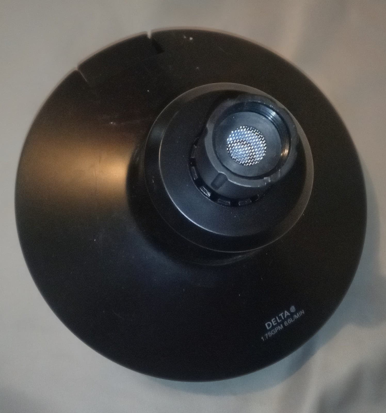 delta pivotal fixed wall mount shower head - Thumbnail 4