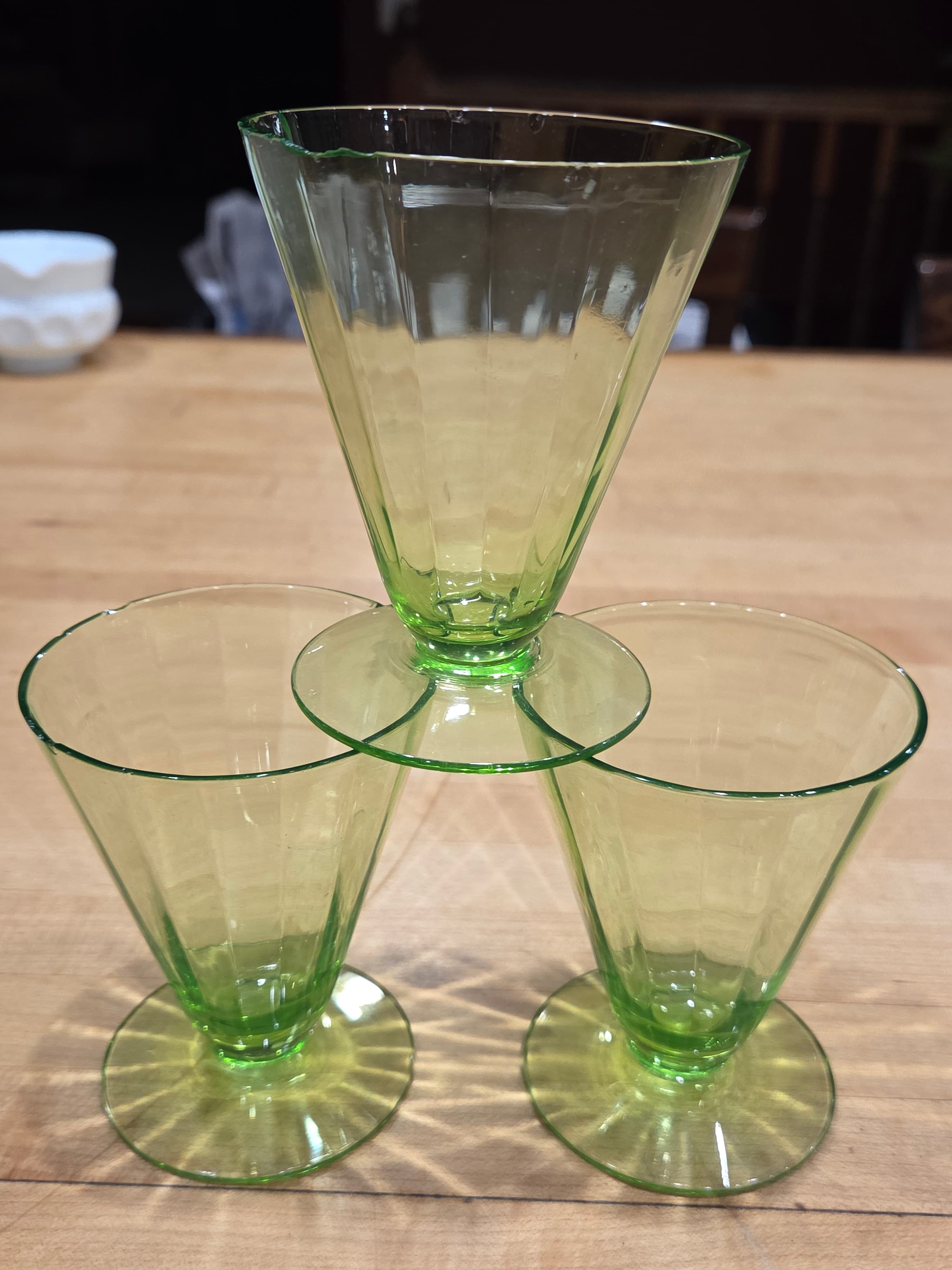 Vtg Federal Glass Green Uranium Colonial Fluted Juice Tumblers Trio As Is