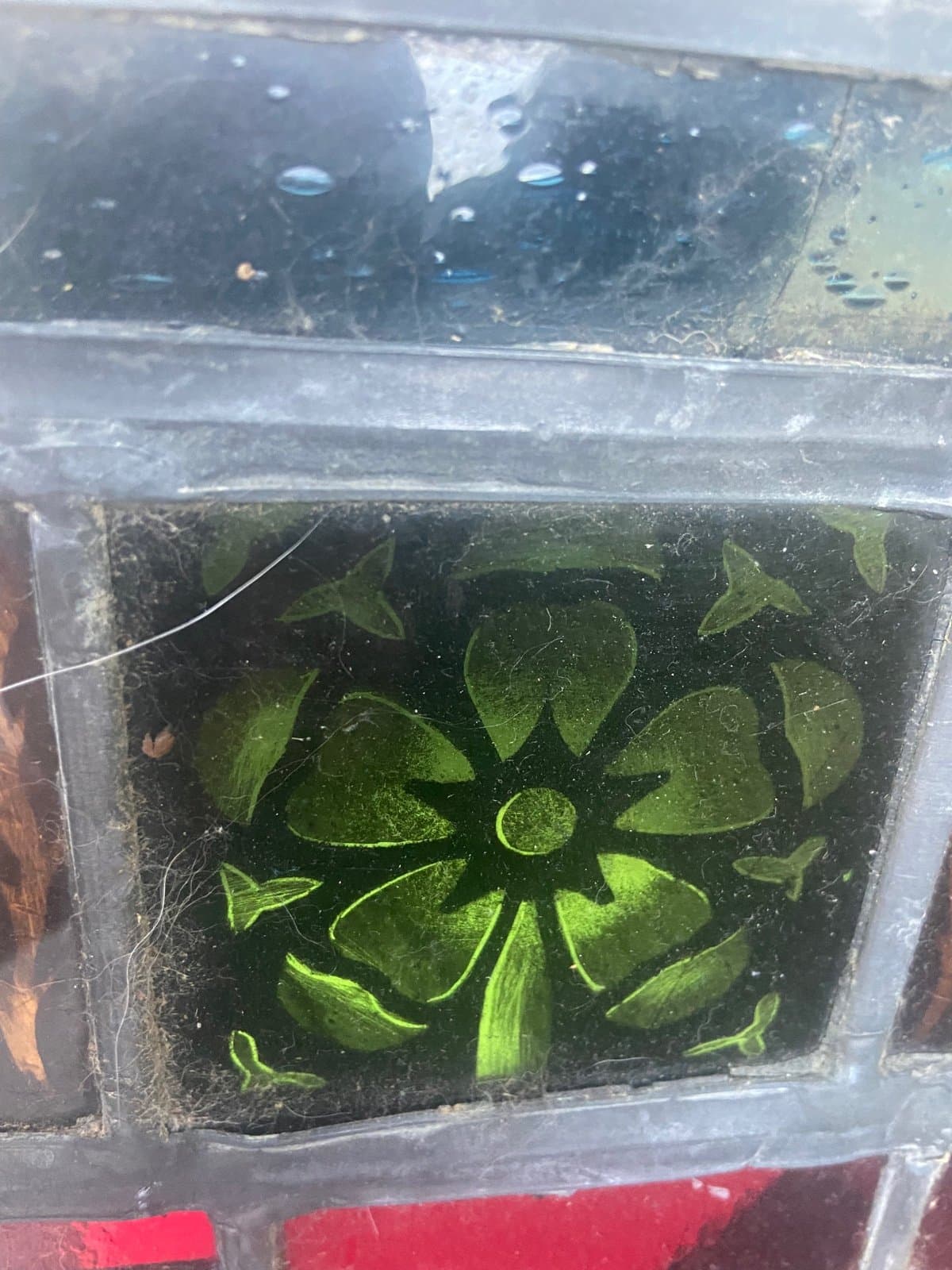 European 1690s to 1730s stained glass window - Thumbnail 3