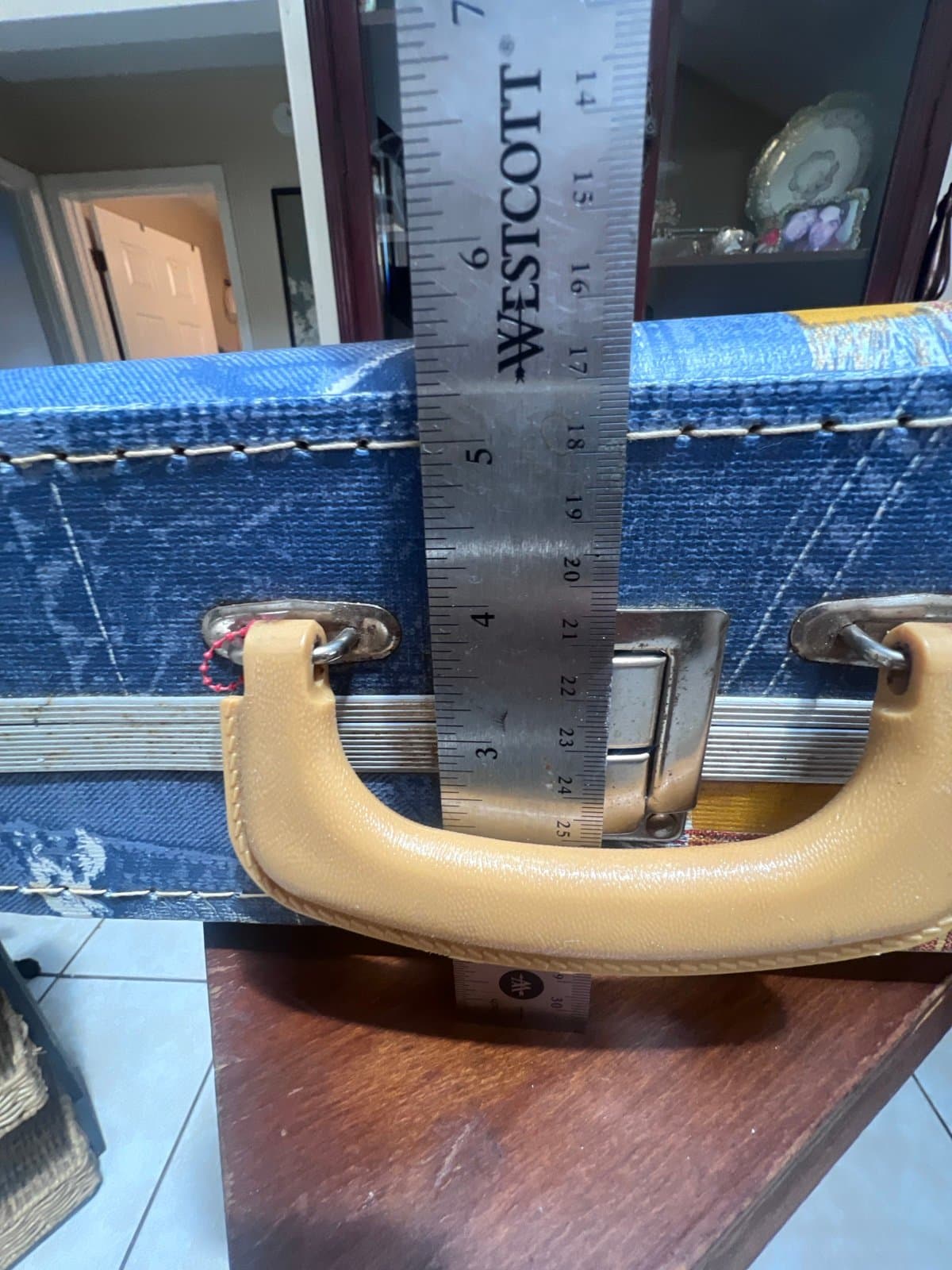 Vintage 1970 hard suitcase - Thumbnail 6