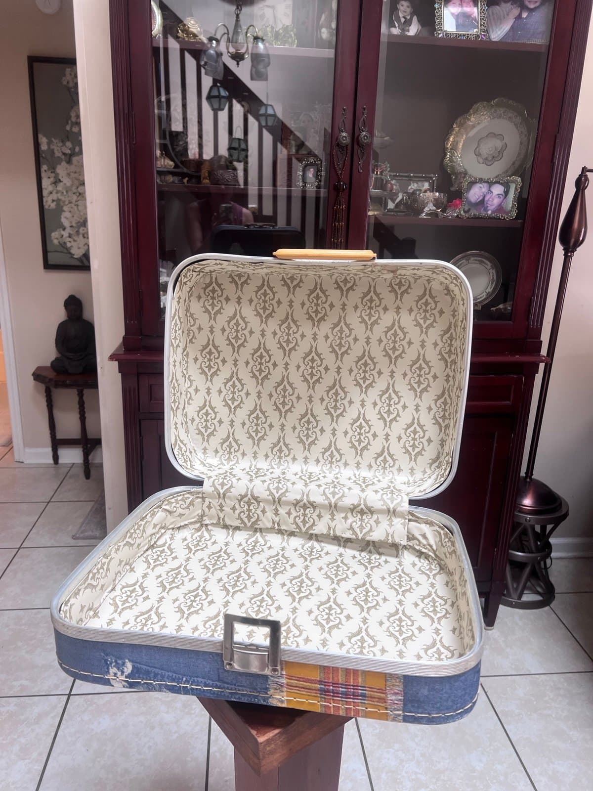 Vintage 1970 hard suitcase - Thumbnail 3
