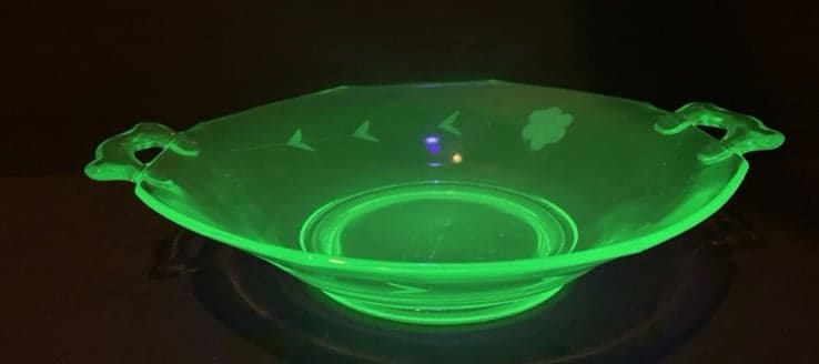 Vaseline Etched Depression Glass Octagon Serving Dish Tray With Handles - Thumbnail 2