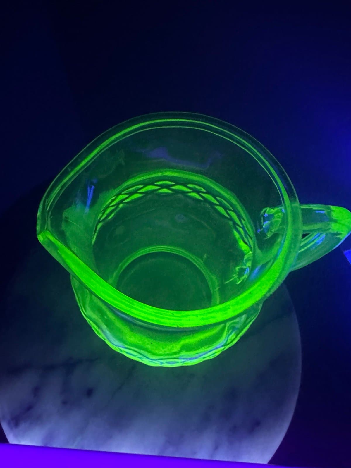 1930s Anchor Hockings Green Vaseline depression glass pitcher - Thumbnail 4