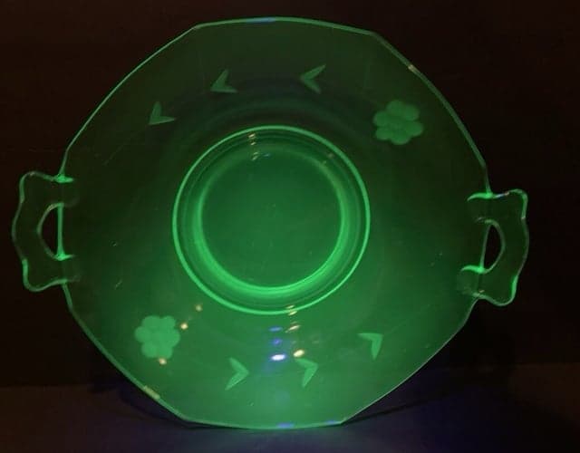 Vaseline Etched Depression Glass Octagon Serving Dish Tray With Handles - Thumbnail 4