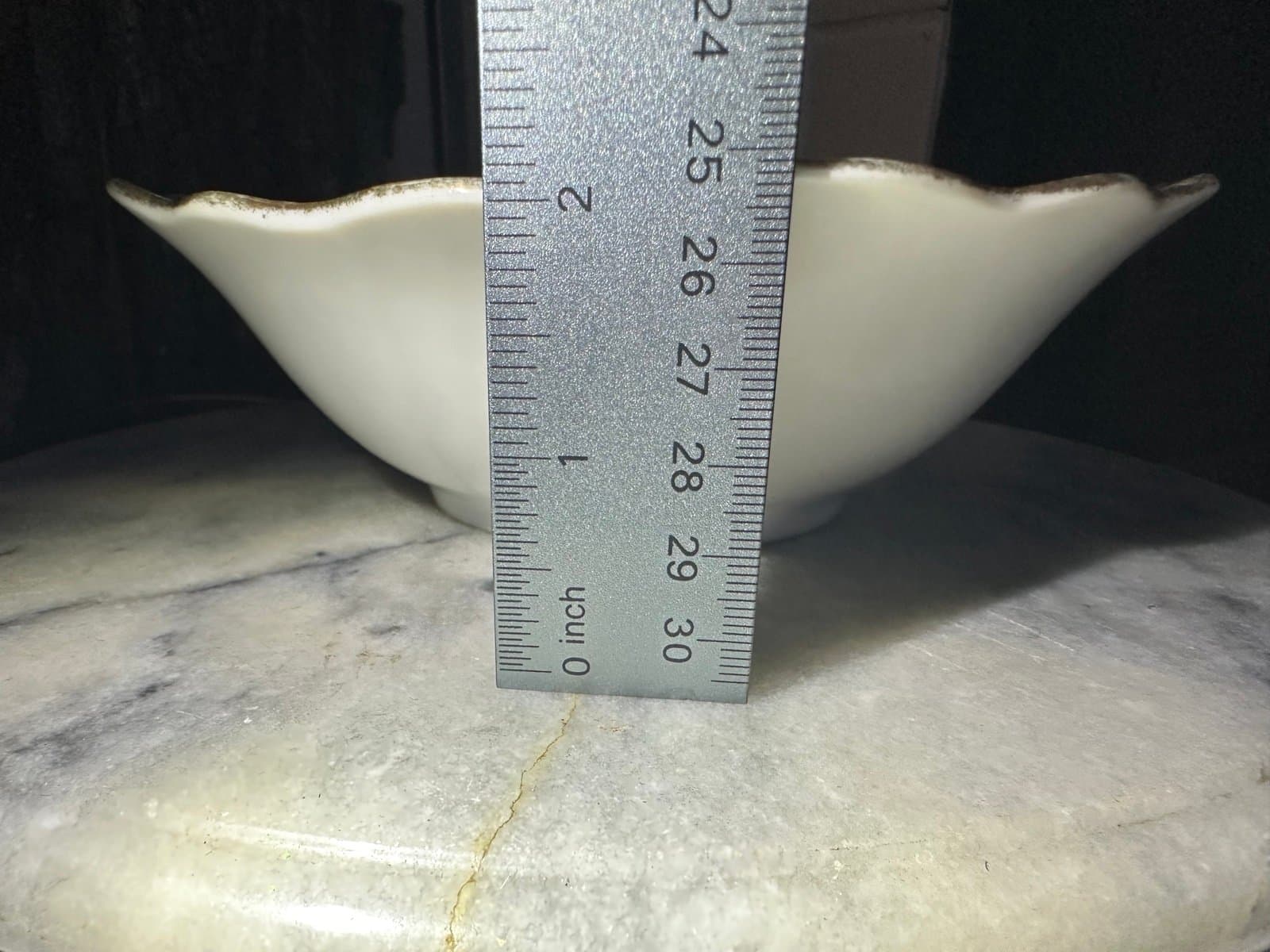 Rare hand painted vintage Japanese serving bowl - Thumbnail 3
