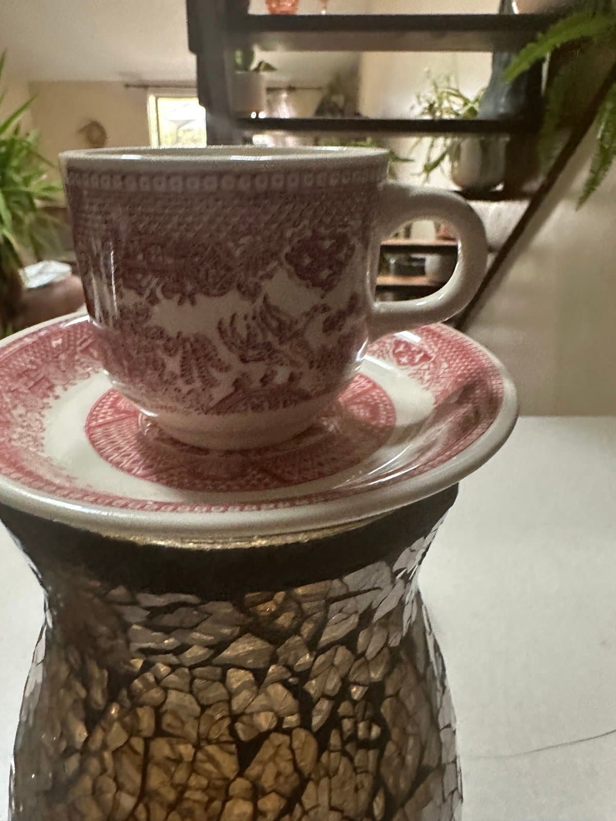 Pink willow ware teacup and saucer - Thumbnail 2