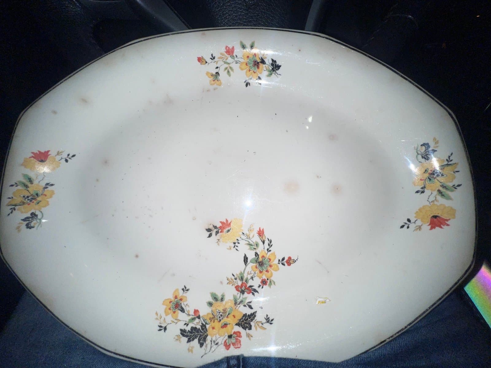 1933 Homer Laughlin Yellowstone Black Line platter 13 inch yellow floral tray - Thumbnail 2