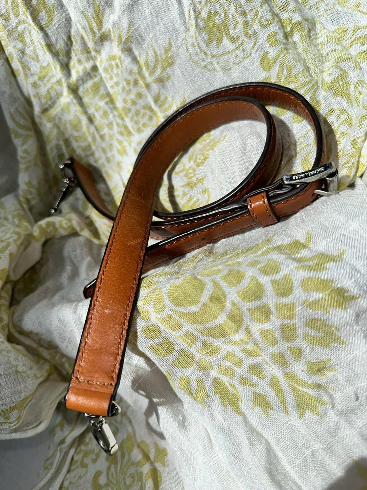 Michael Kors tan leather purse strap - Thumbnail 10