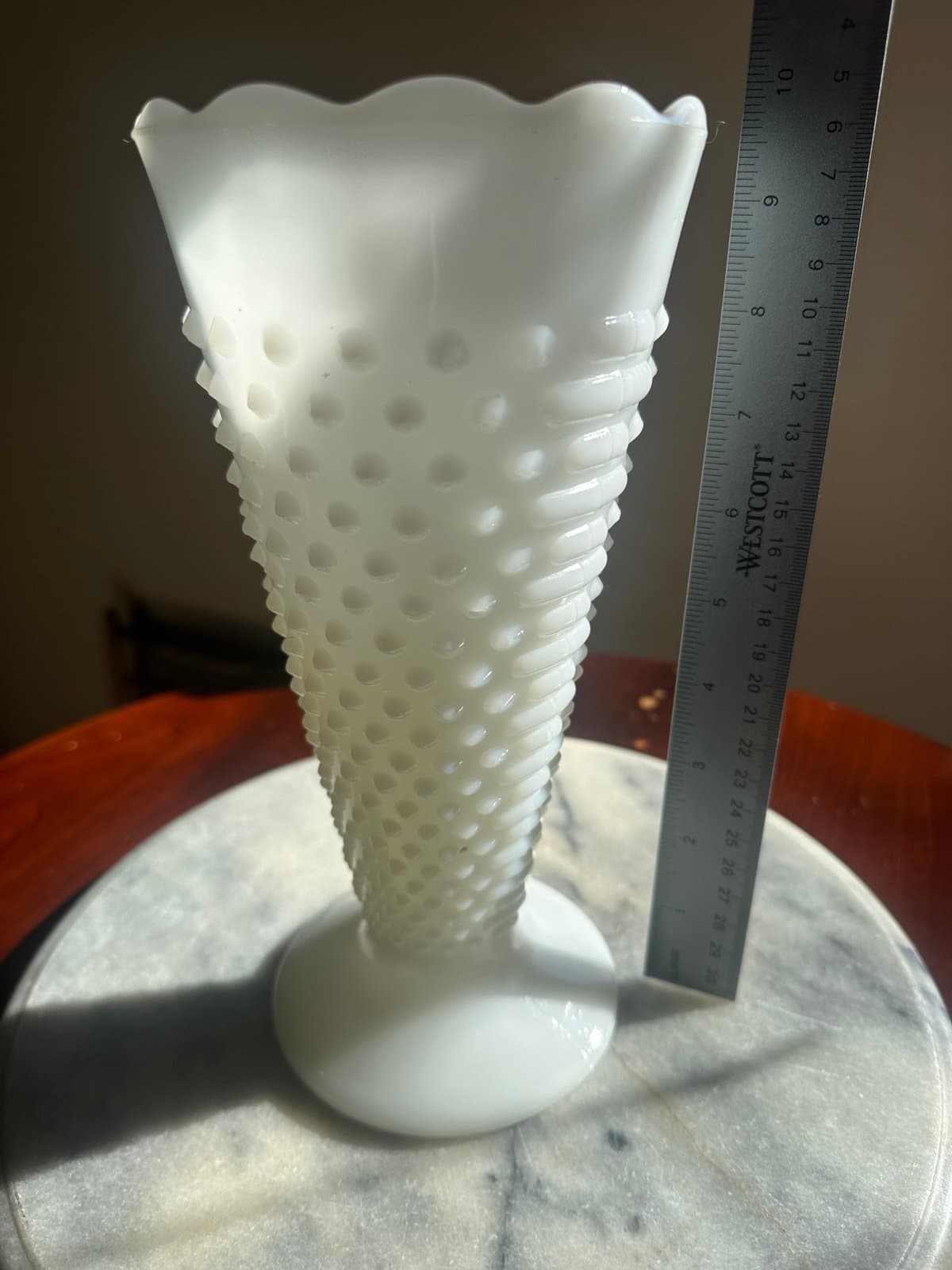Milk glass vase