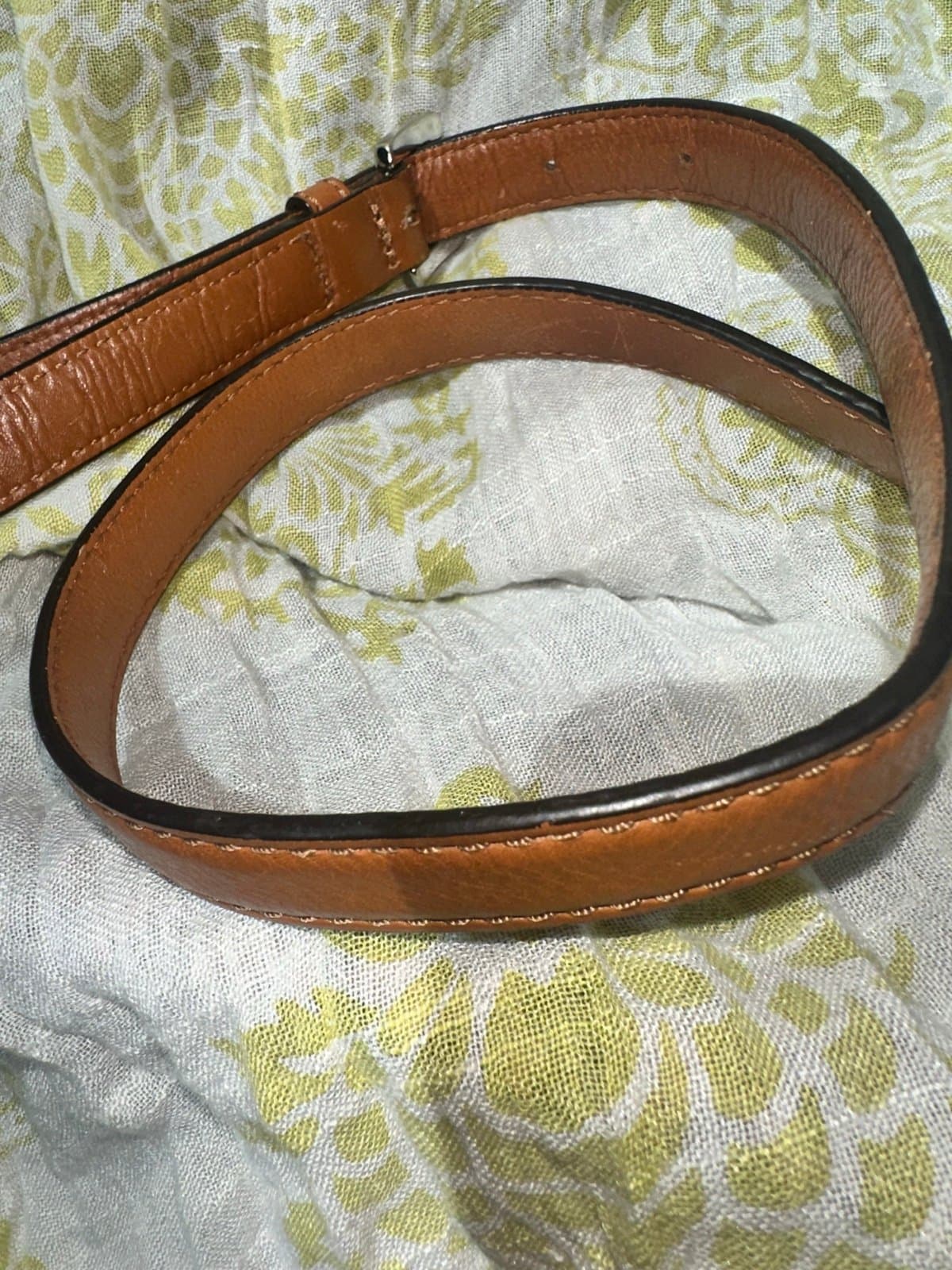 Michael Kors tan leather purse strap - Thumbnail 4