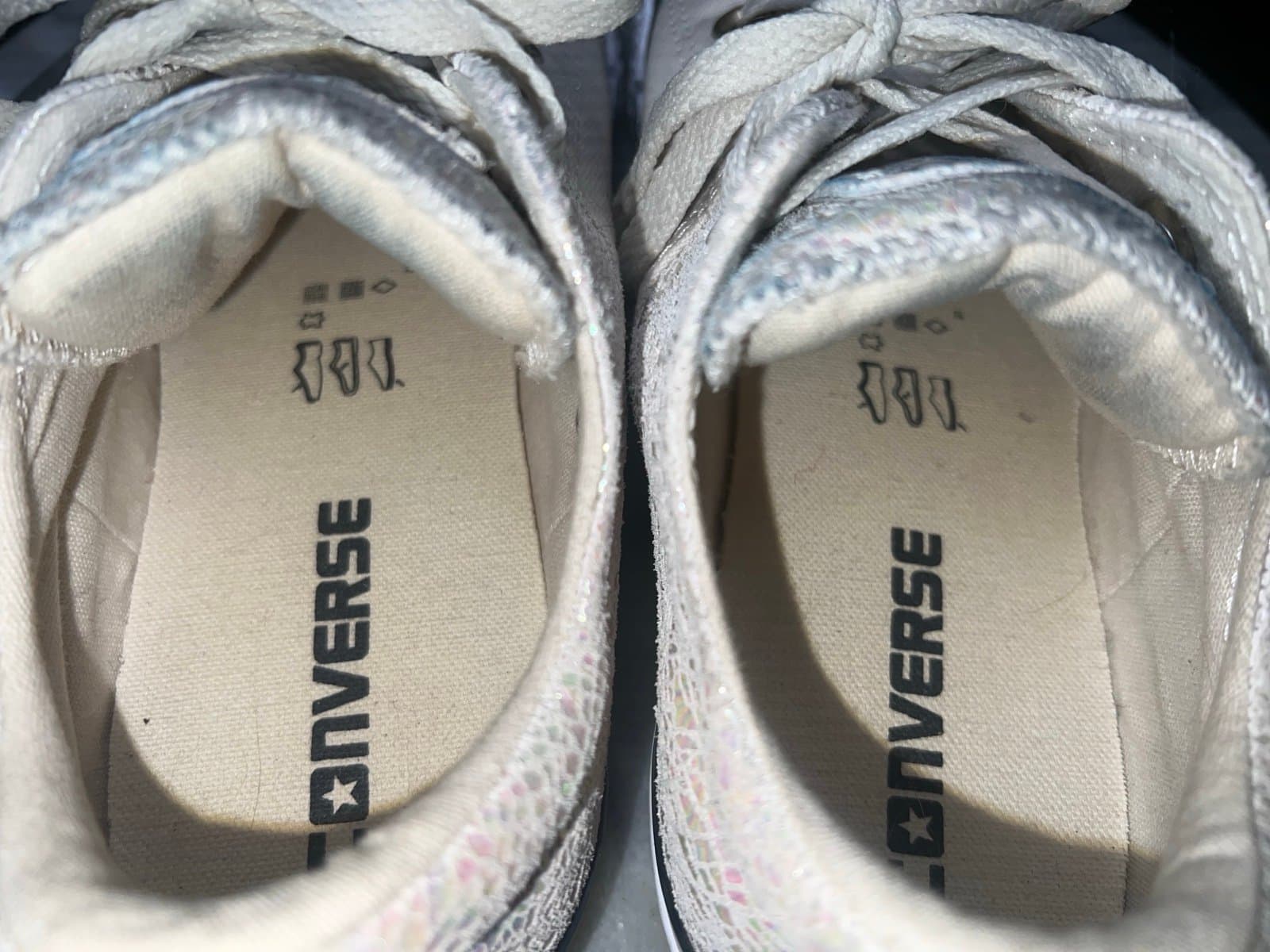 Converse allstar woman’s size 7 - Thumbnail 3