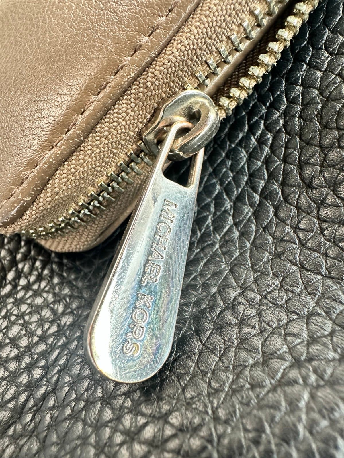 Michael Kors wallet - Thumbnail 2