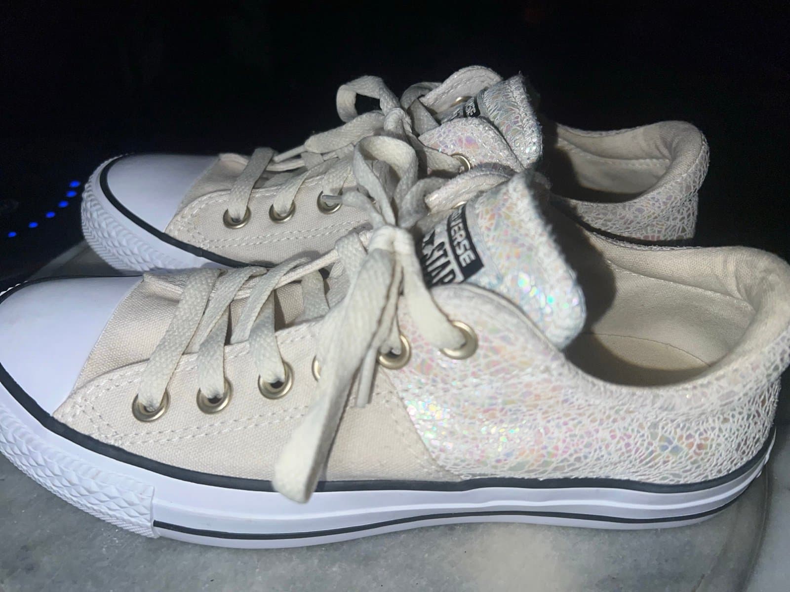 Converse allstar woman’s size 7 - Thumbnail 4