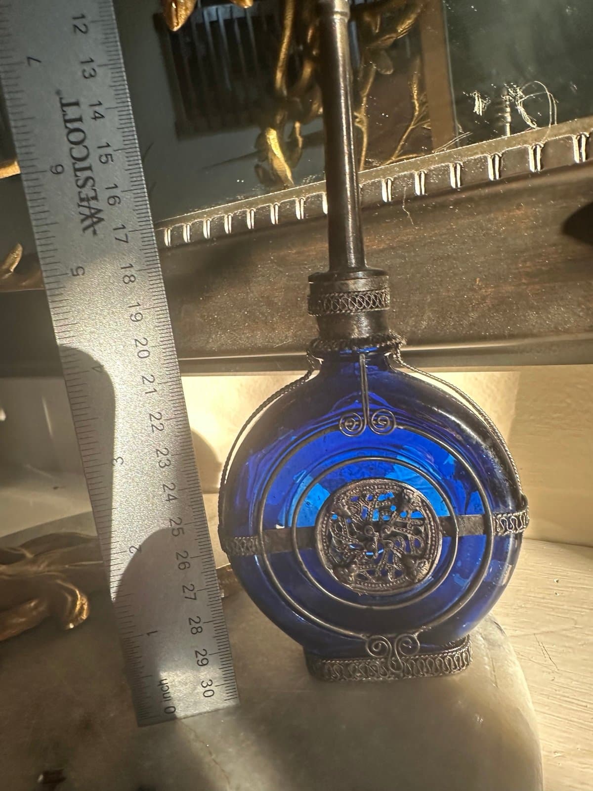2 glass antique perfume bottles - Thumbnail 12
