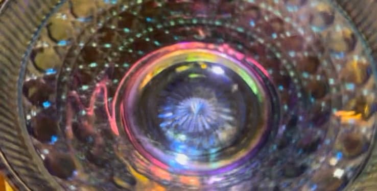 Vintage Indiana Glass Windsor Blue Carnival Bowl – A Depression Glass Collector’ - Thumbnail 6