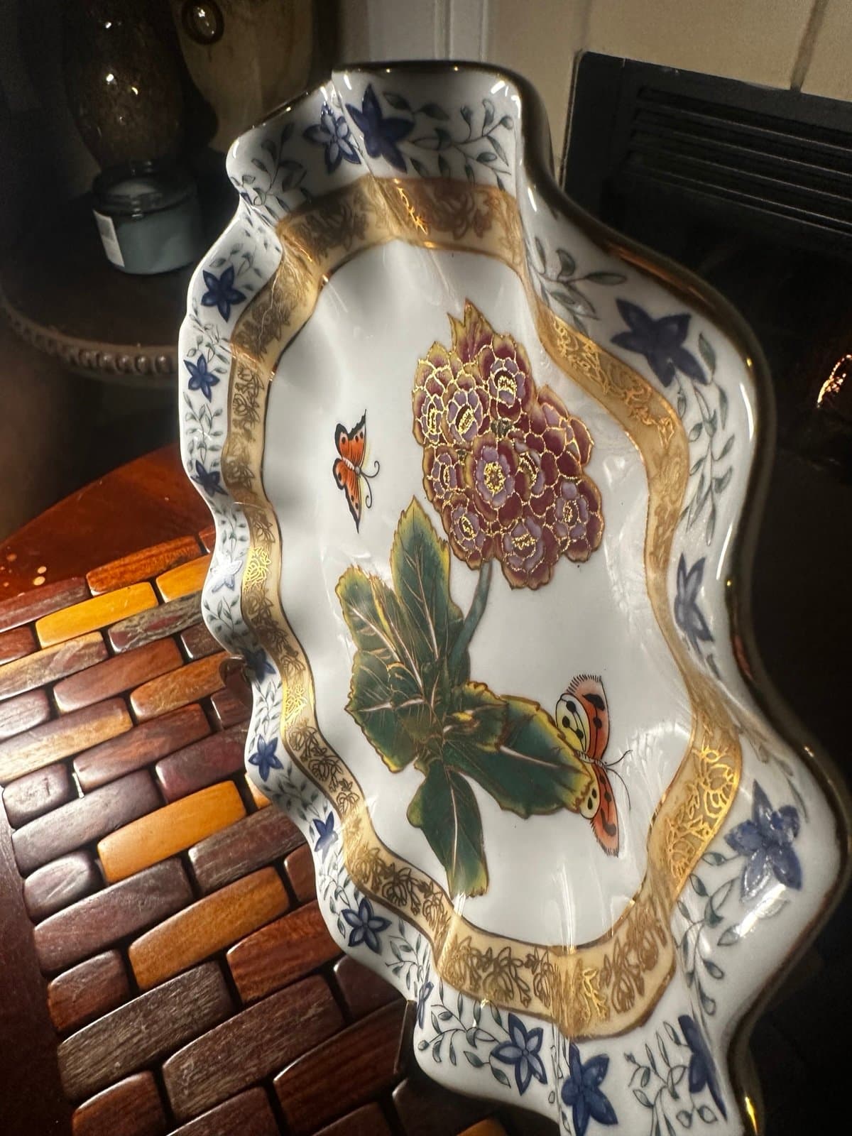 Hand painted vintage plate - Thumbnail 3