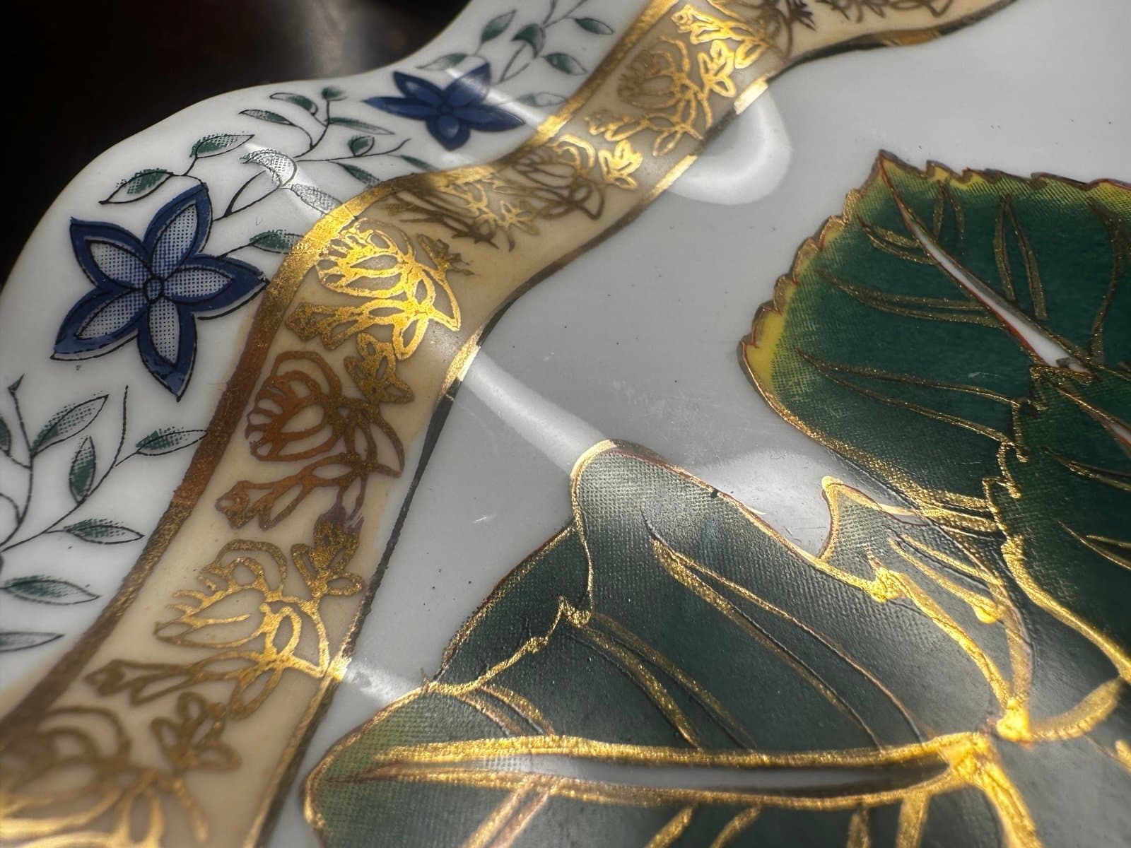 Hand painted vintage plate - Thumbnail 9