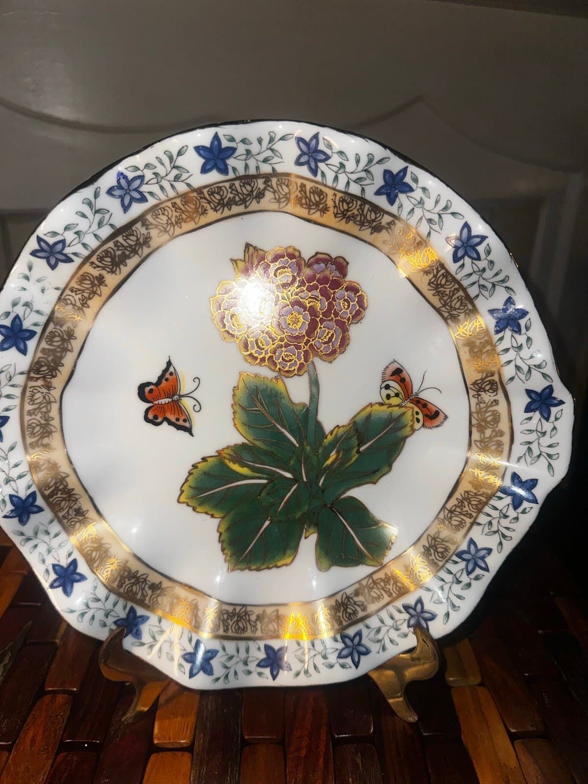 Hand painted vintage plate - Thumbnail 2