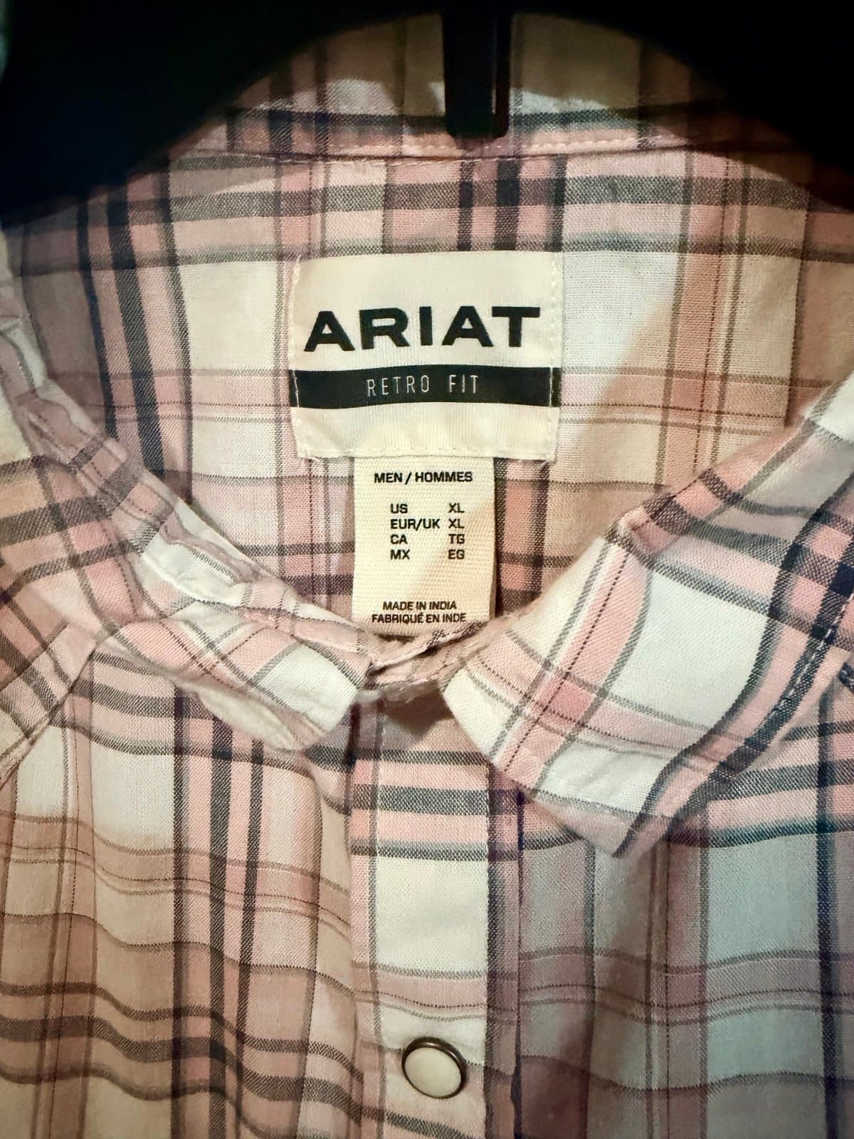 Ariat relaxed fit button up short sleeve Xl - Thumbnail 3