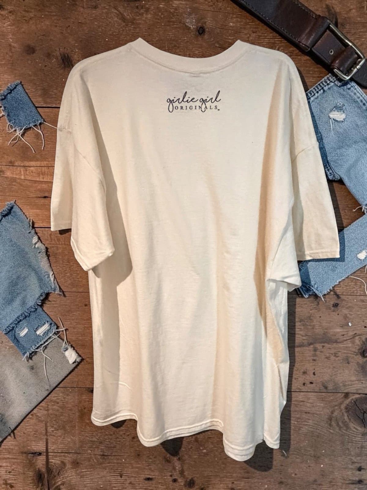 Girlie Girl original “Howdy to Rowdy” tee in 2XL! - Thumbnail 2